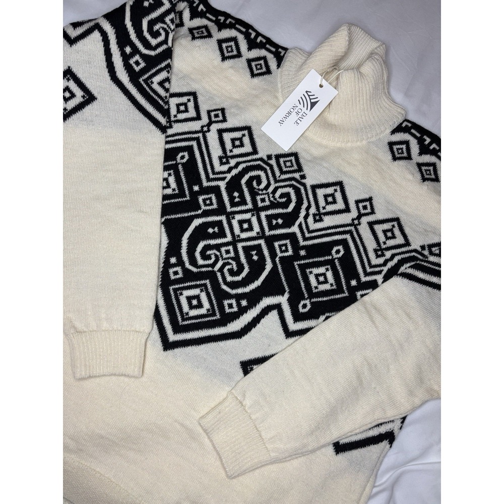 Dale of Norway Women's Falun Sweater Thin Norwegian‎ Wool Mock Neck Medium NWT